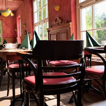 Hotel Heiderose Hiddensee Neuendorf  Екстериор снимка